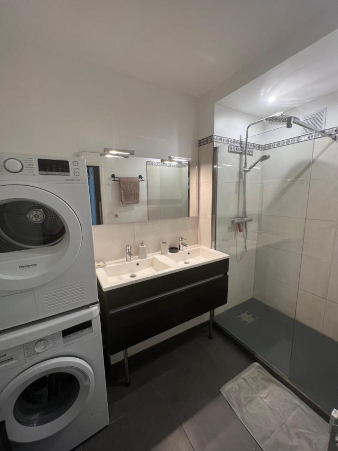 Superbe Appartement Centre Ville Nîmes Zewnętrze zdjęcie