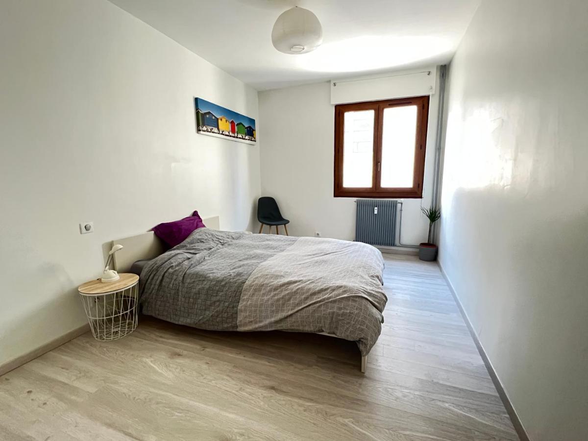 Superbe Appartement Centre Ville Nîmes Zewnętrze zdjęcie